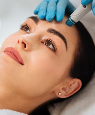 Hydrafacial Cilt Bakımı İşlemi